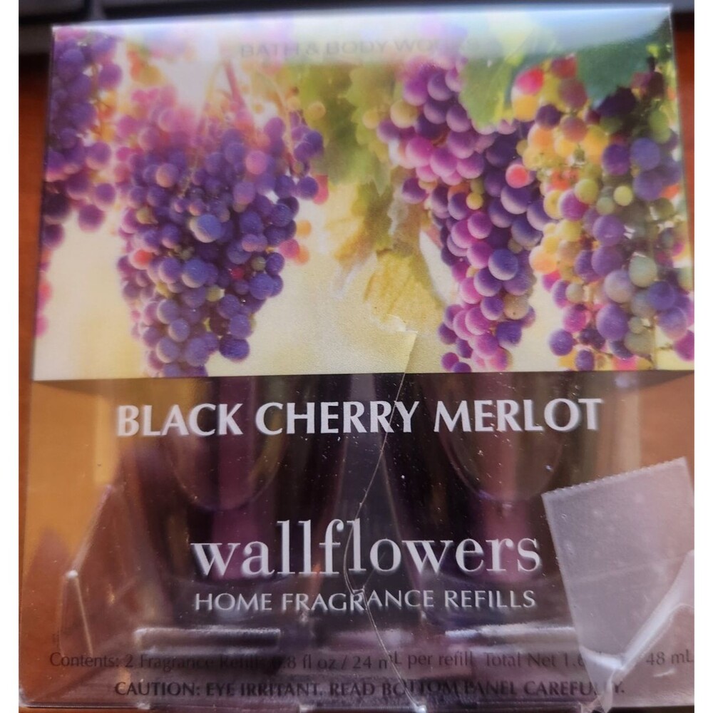 Bath and Body Works Wallflowers Lot of 2 Bulbs Black Cherry Merlot Refills